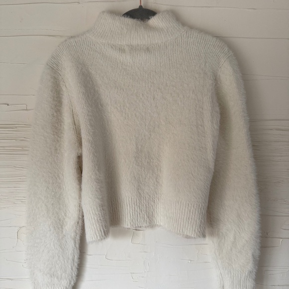 Sincerely Jules | Fuzzy Zip-Up Sweater | Size XL (fits like a M) | Winter White - Picture 6 of 9